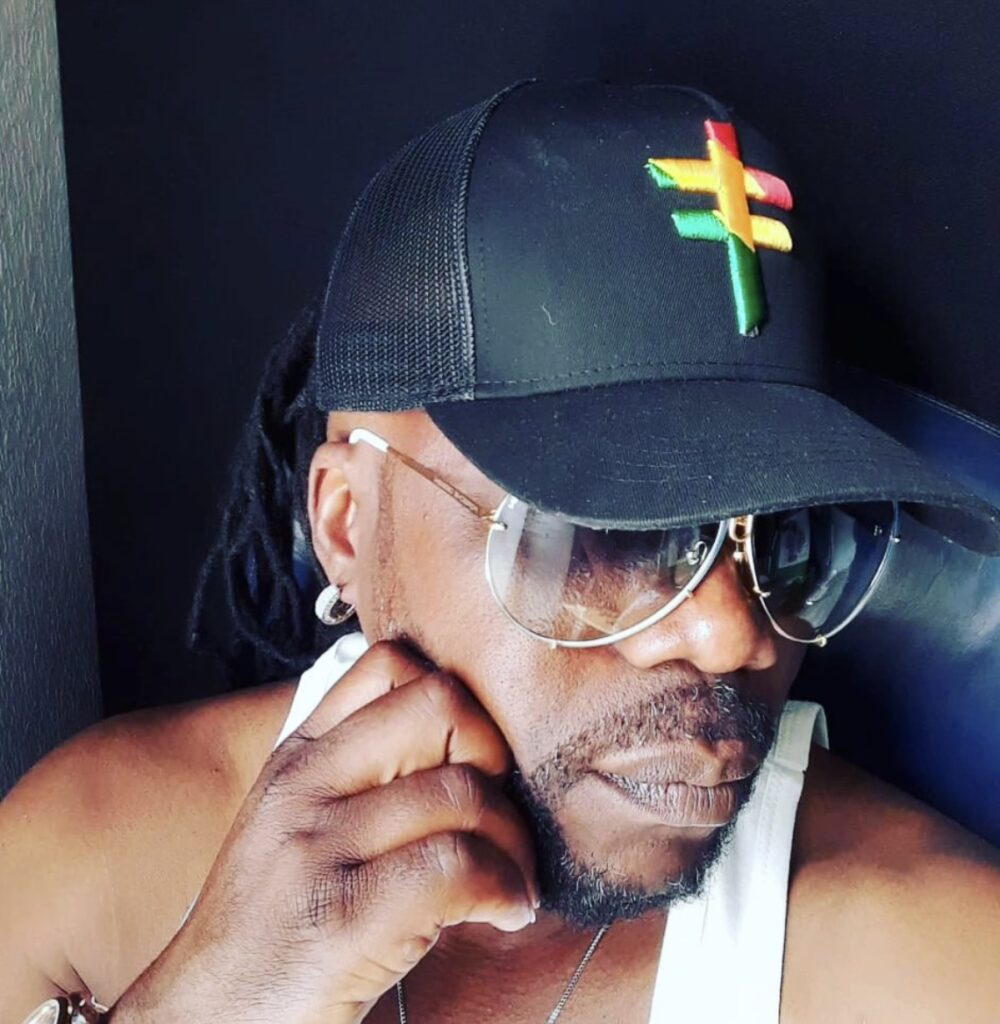 Listen to CatMan on www.cat-radio.online